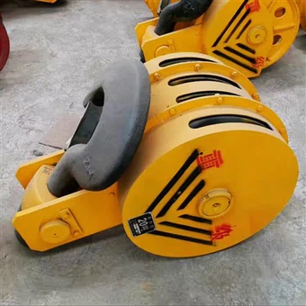 خطاف الرافعة مع كتلة البكرة